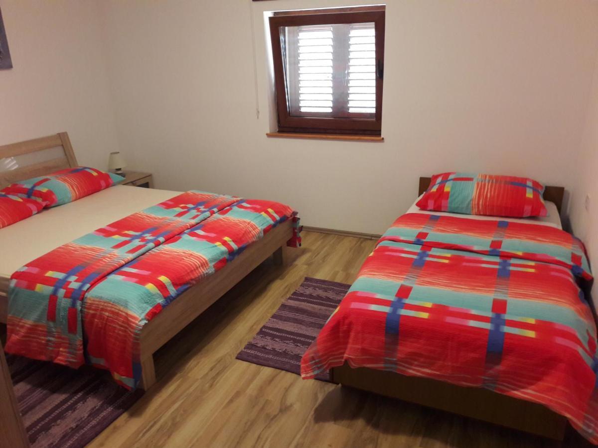 Apartmani Predovan ヴーシ エクステリア 写真